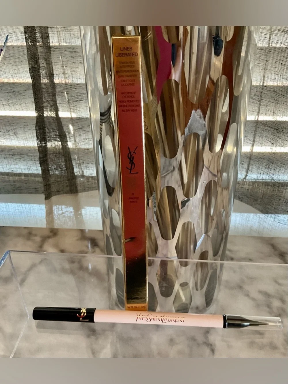 Yves Saint Laurent Lines Liberated 24H Waterproof Eyeliner-09 Unmuted White